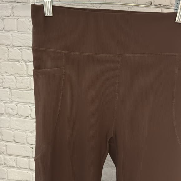 Pinkspark Brown Ribbed Flare Leggings - Picture 2 of 8